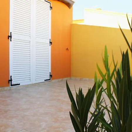 Climatise, Calme, Proche Centre Port Et Pour 4 Personnes - Fr-1-607-14 Agde