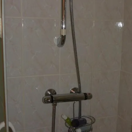Apartmán Climatise, Calme, Proche Centre Port Et Pour 4 Personnes - Fr-1-607-14